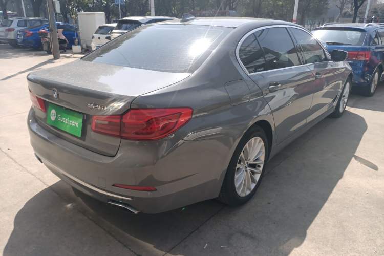 Used BMW 5 Series 2018 525Li Luxury Package Rear Right 45 Deg