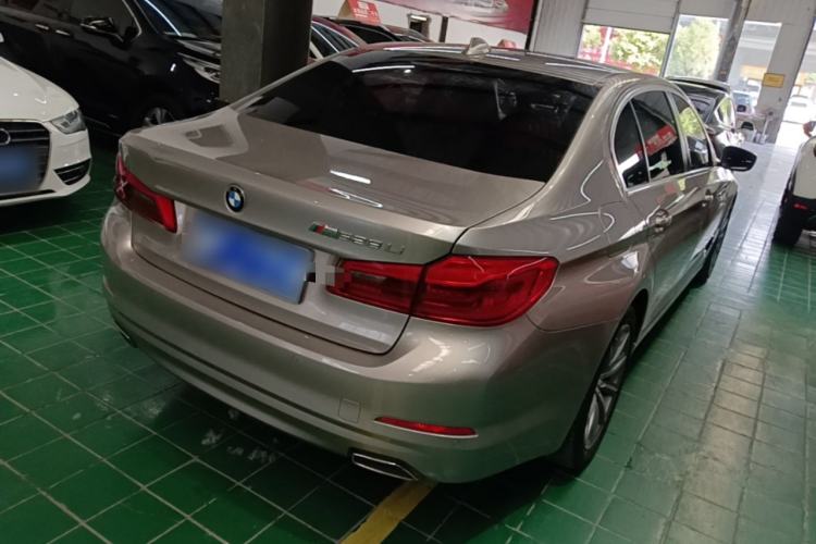 Used BMW 5 Series 2018 528Li Launch Special Edition Rear Right 45 Deg