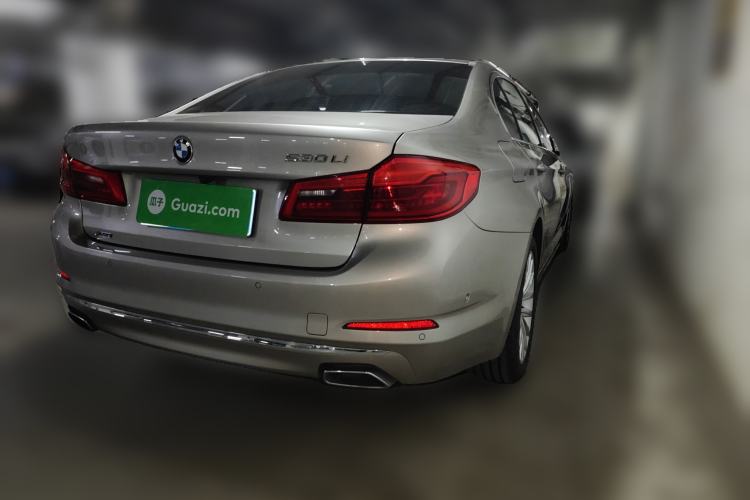 Used BMW 5 Series 2018 Facelifted 530Li xDrive Luxury Package Rear Right 45 Deg