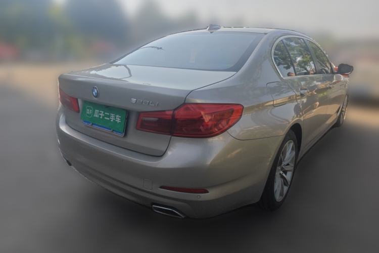 Used BMW 5 Series 2018 528Li Launch Special Edition Rear Right 45 Deg