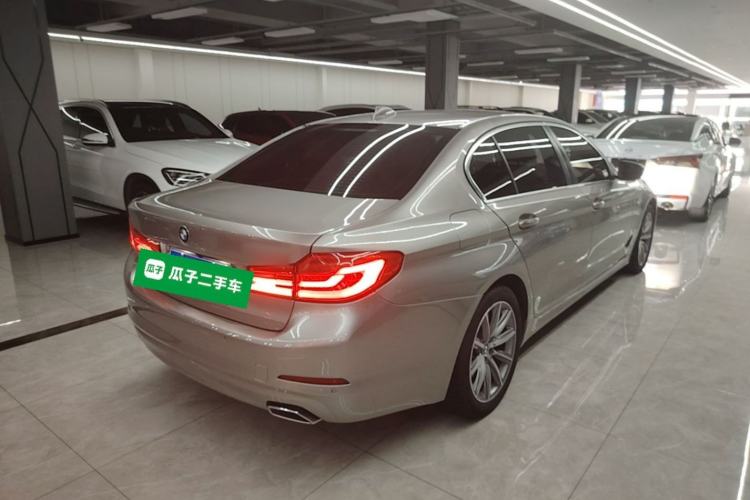 Used BMW 5 Series 2018 528Li Launch Special Edition Rear Right 45 Deg