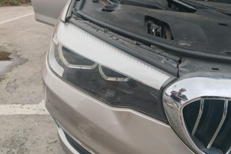 Used BMW 5 Series 2018 528Li Launch Special Edition Right Front Headlight
