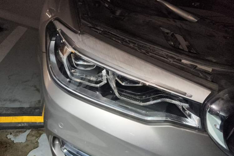 Used BMW 5 Series 2018 530Li Luxury Edition Premium Package Right Front Headlight