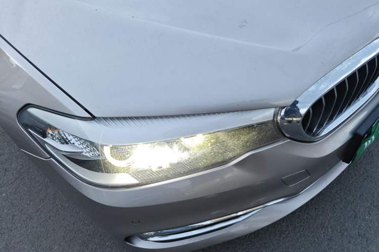 Used BMW 5 Series 2018 525Li Luxury Package Right Front Headlight