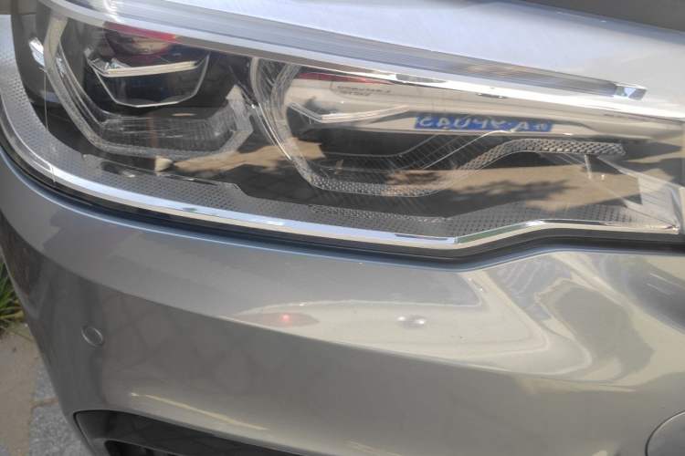 Used BMW 5 Series 2018 530i M Sport Package Right Front Headlight