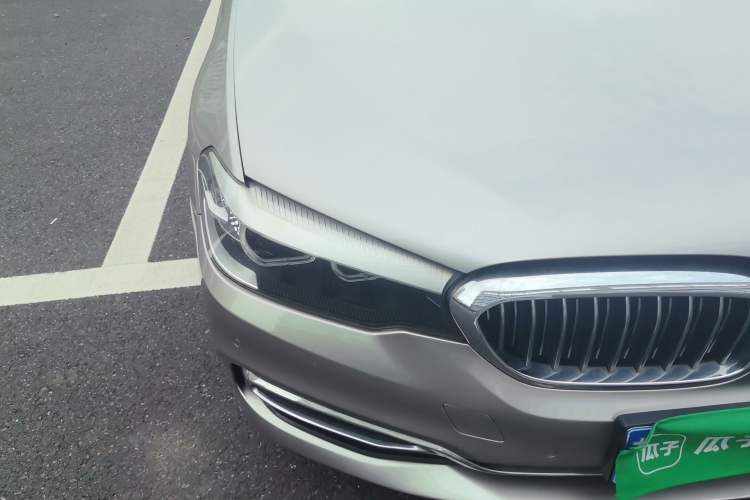 Used BMW 5 Series 2018 530Li Leading Edition Luxury Package Right Front Headlight