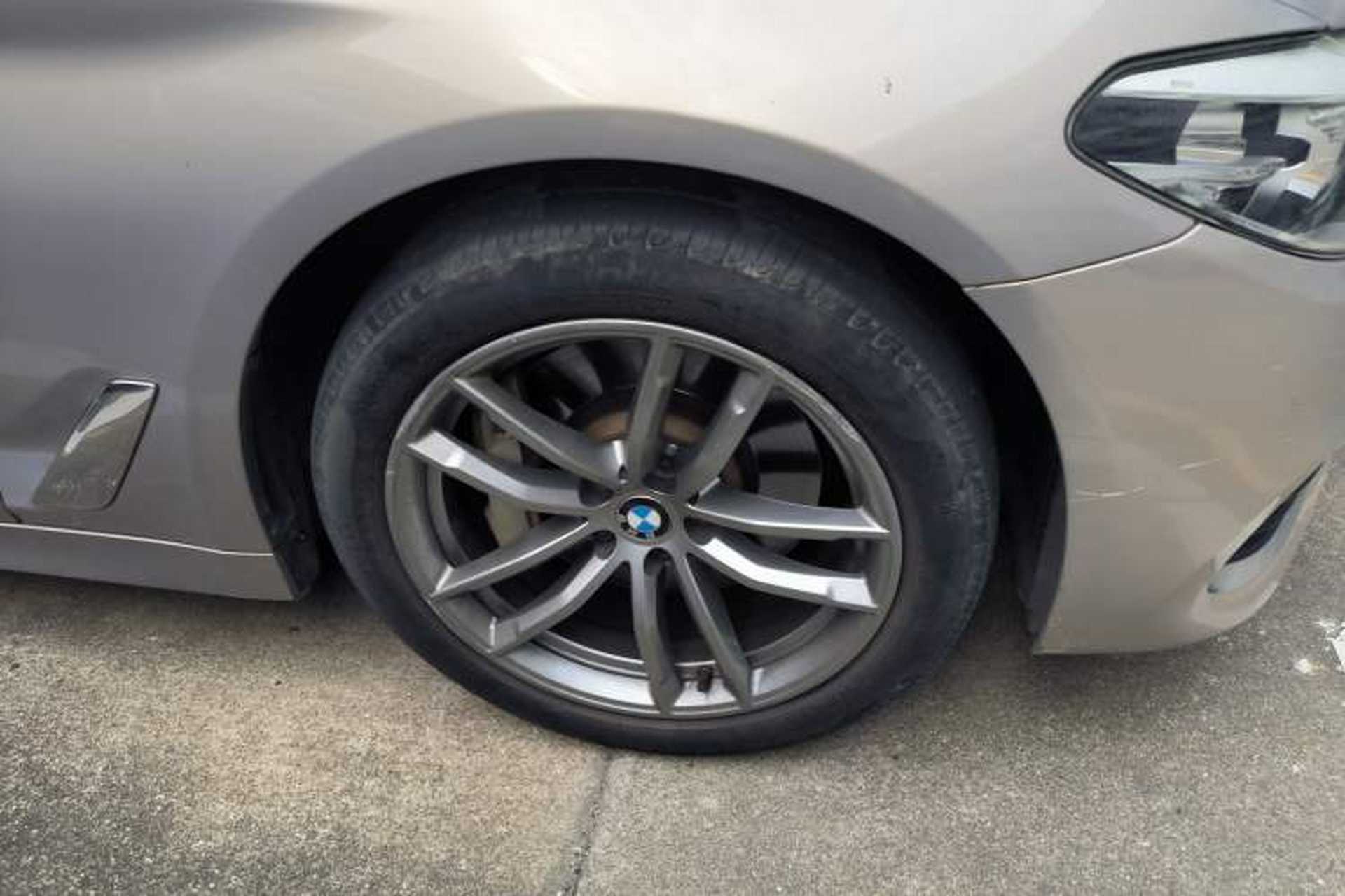 Used BMW 5 Series 2018 528Li Launch Special Edition Right Front Wheel Hub