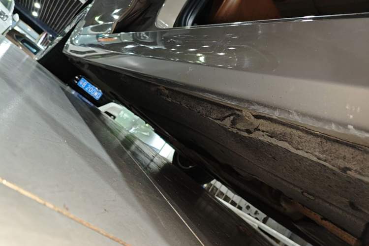 Used BMW 5 Series 2018 528Li Launch Special Edition Right Side Sill