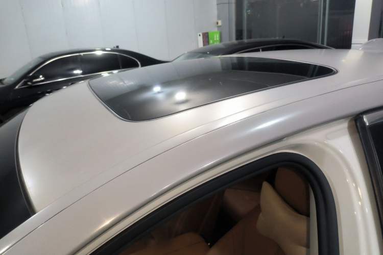 Used BMW 5 Series 2018 528Li Launch Special Edition Roof