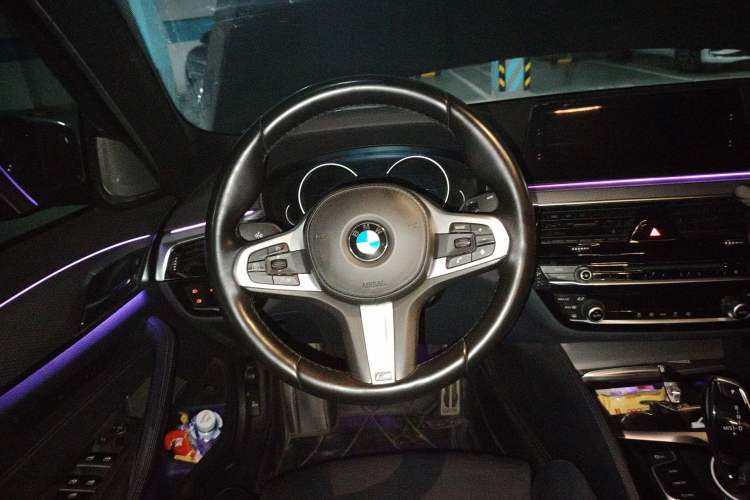 Used BMW 5 Series 2018 525i M Sport Package Steering Wheel