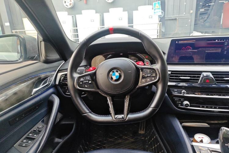 Used BMW 5 Series 2018 525i M Sport Package Steering Wheel