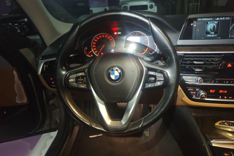 Used BMW 5 Series 2018 528Li Launch Special Edition Steering Wheel