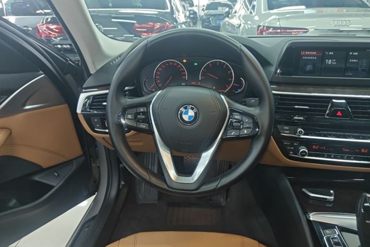 Used BMW 5 Series 2018 528Li Launch Special Edition Steering Wheel