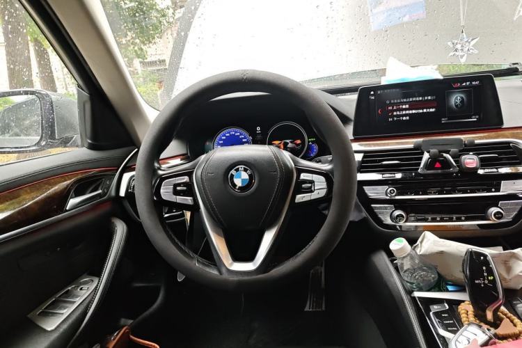 Used BMW 5 Series 2018 525Li Luxury Package Steering Wheel