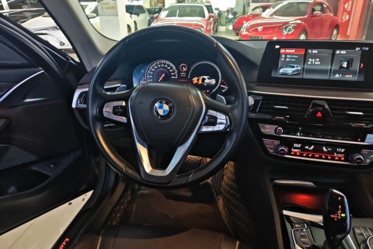 Used BMW 5 Series 2018 Facelifted 530Li Luxury Edition Premium Package Steering Wheel
