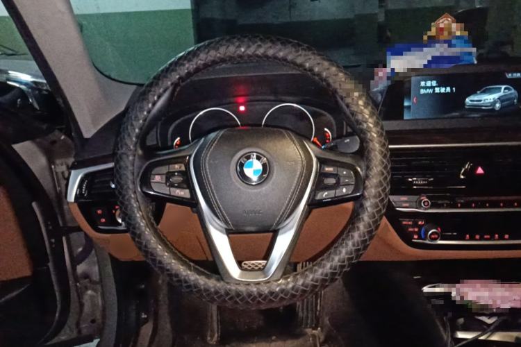 Used BMW 5 Series 2018 528Li Launch Special Edition Steering Wheel