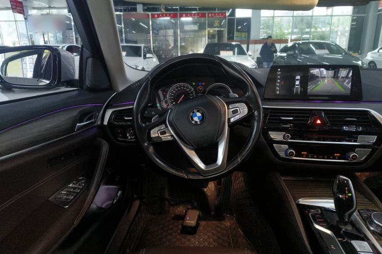 Used BMW 5 Series 2018 530Li Leading Edition Luxury Package Steering Wheel