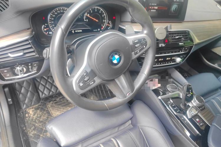 Used BMW 5 Series 2018 530i M Sport Package Steering Wheel