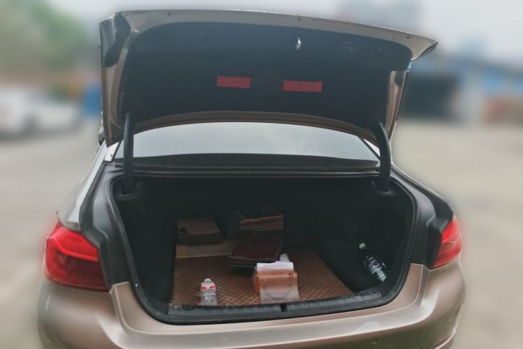 Used BMW 5 Series 2018 528Li Launch Special Edition Trunk