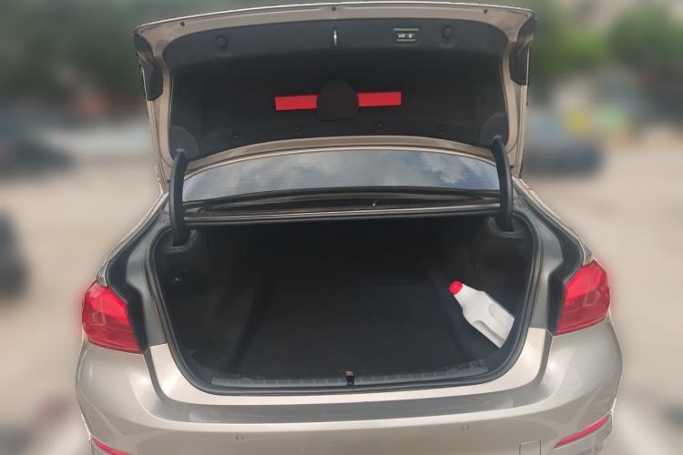 Used BMW 5 Series 2018 Facelifted 530Li Luxury Edition Premium Package Trunk