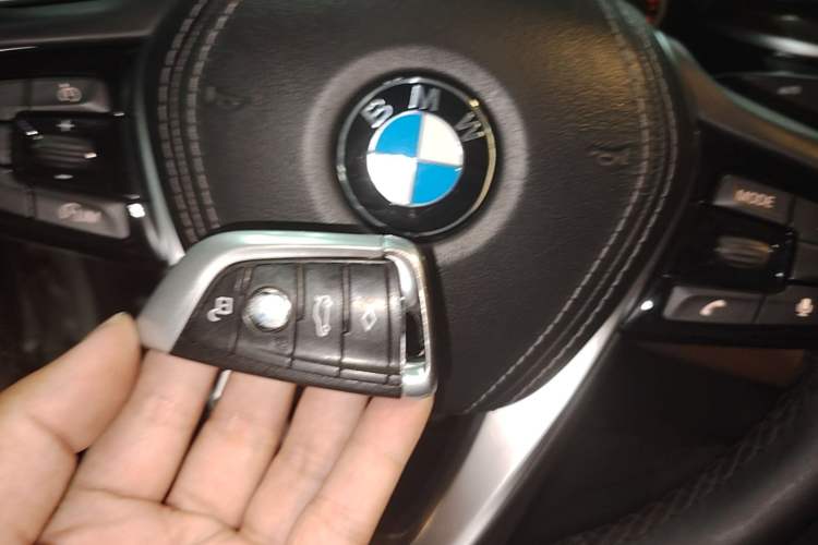 Used BMW 5 Series 2018 528Li Launch Special Edition Vehicle Key