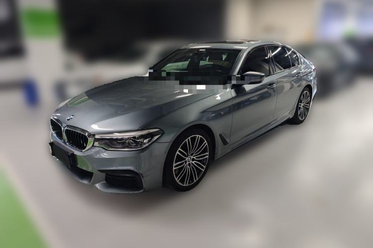 Used BMW 5 Series 2018 540i M Sport Package Guazi used car, China used car export, Used car for sale, Used BMW cars, Cheapest cars for sale