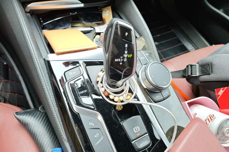 Used BMW 5 Series 2018 Restyled 530Li Luxury Edition M Sport Package Gear Lever