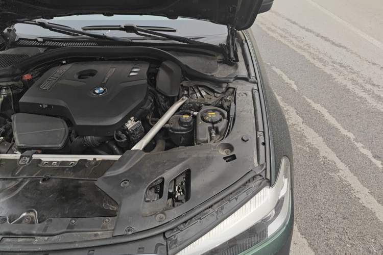 Used BMW 5 Series 2018 Facelifted 530Li xDrive M Sport Package Engine Bay Left