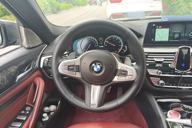 Used BMW 5 Series 2018 Facelifted 530Li xDrive M Sport Package Steering Wheel