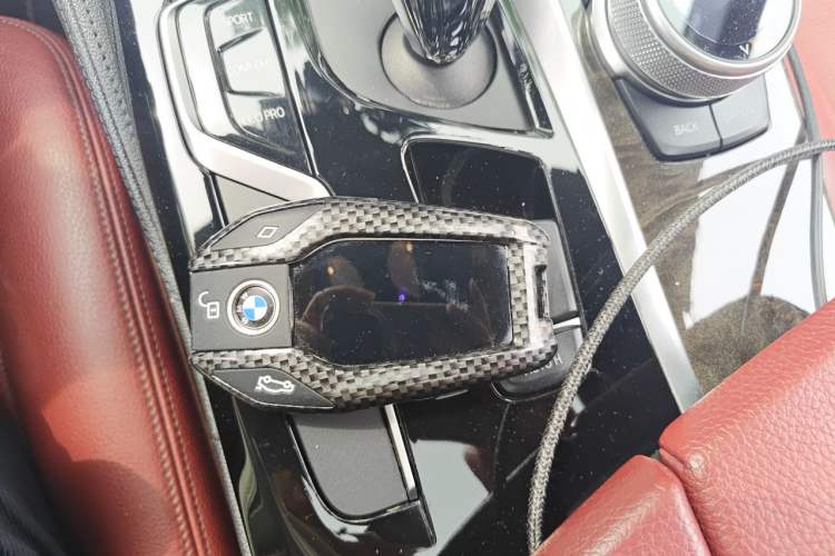Used BMW 5 Series 2018 Facelifted 530Li xDrive M Sport Package Vehicle Key