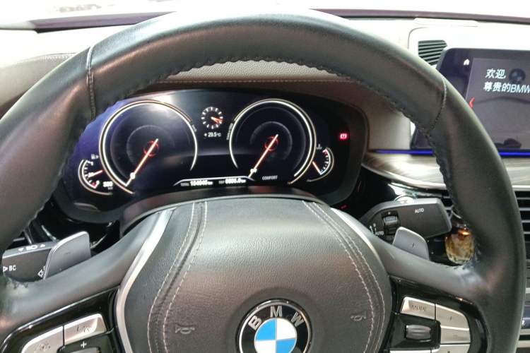 Used BMW 5 Series 2018 Facelifted 530Li xDrive Luxury Package Instrument Cluster