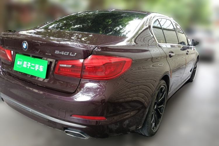 Used BMW 5 Series 2018 Facelifted 530Li xDrive Luxury Package Rear Right 45 Deg