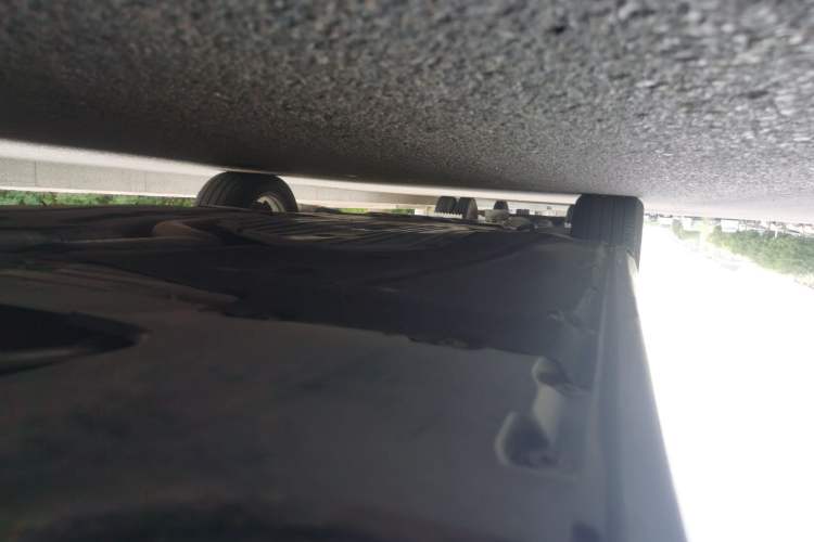 Used BMW 5 Series 2018 540Li Executive Edition Chassis Rear Left