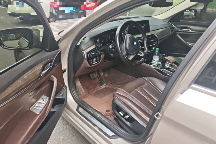 Used BMW 5 Series 2018 530Li Leading Edition Luxury Package Driver Seat