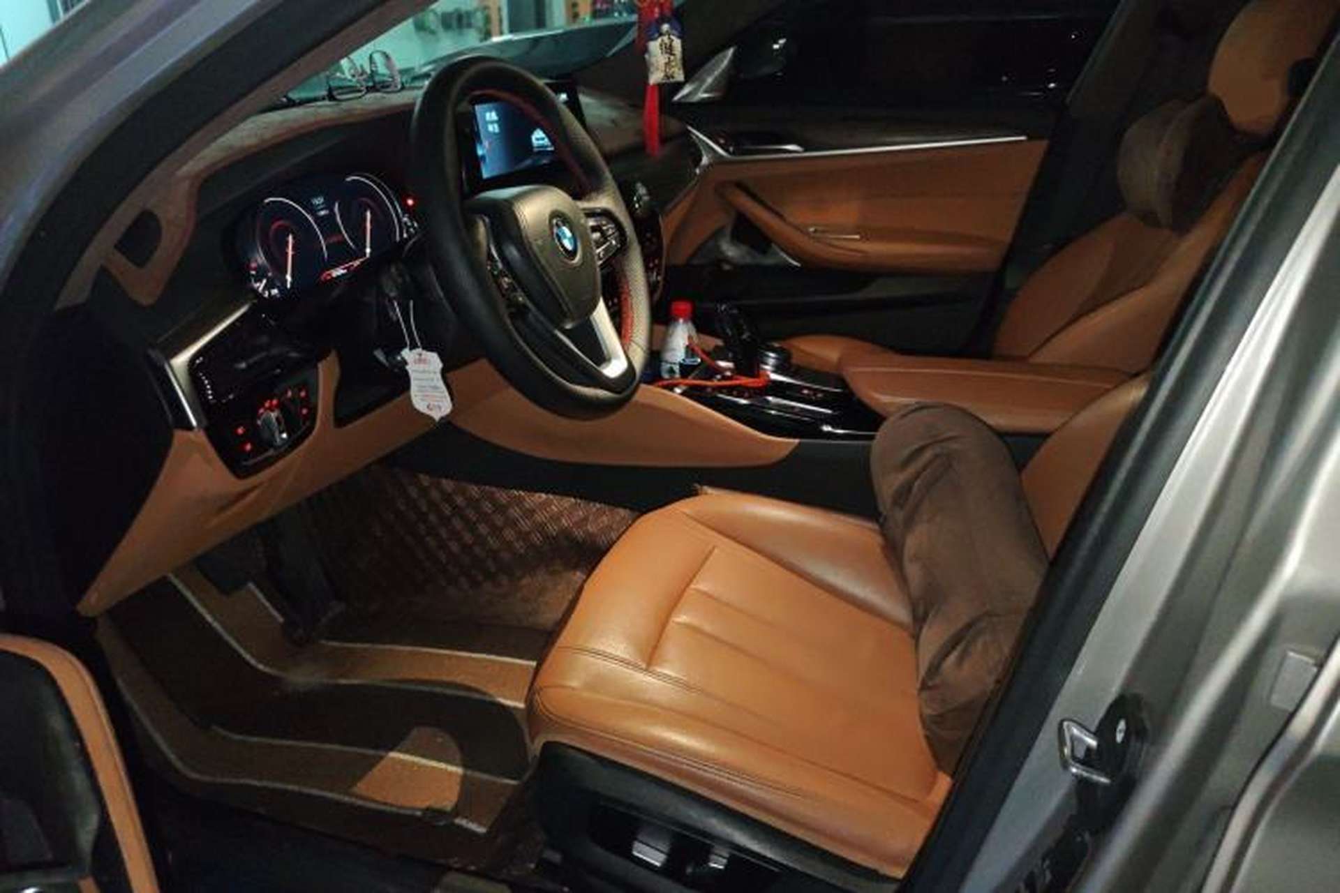 Used BMW 5 Series 2018 530Li Leading Edition Luxury Package Left Front Seat