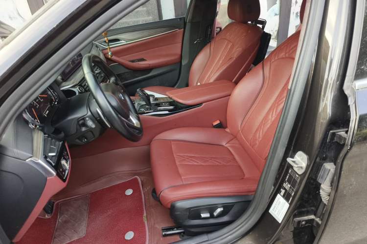 Used BMW 5 Series 2018 530Li Luxury Edition Premium Package Left Front Seat