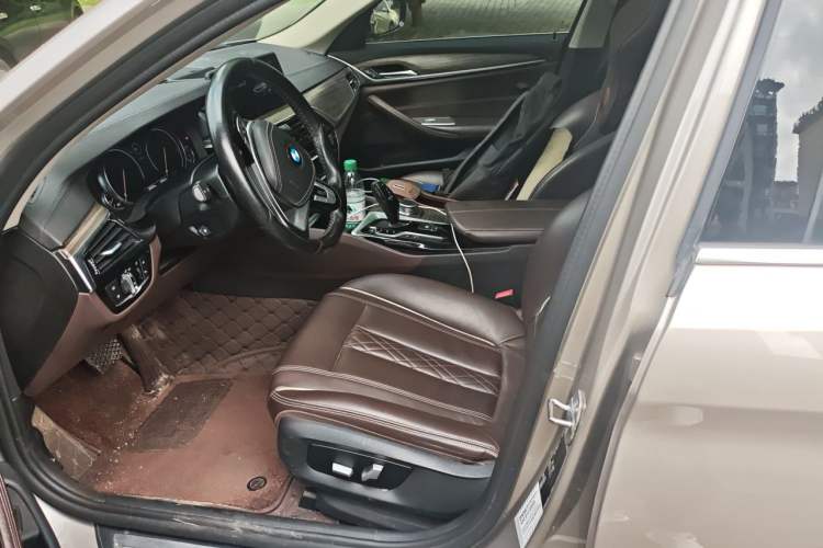 Used BMW 5 Series 2018 530Li Leading Edition Luxury Package Left Front Seat