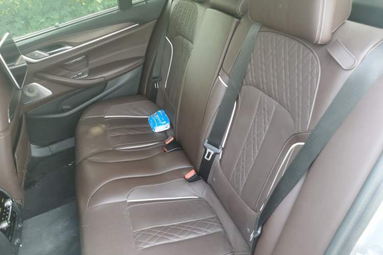 Used BMW 5 Series 2018 540Li Executive Edition Left Rear Seat