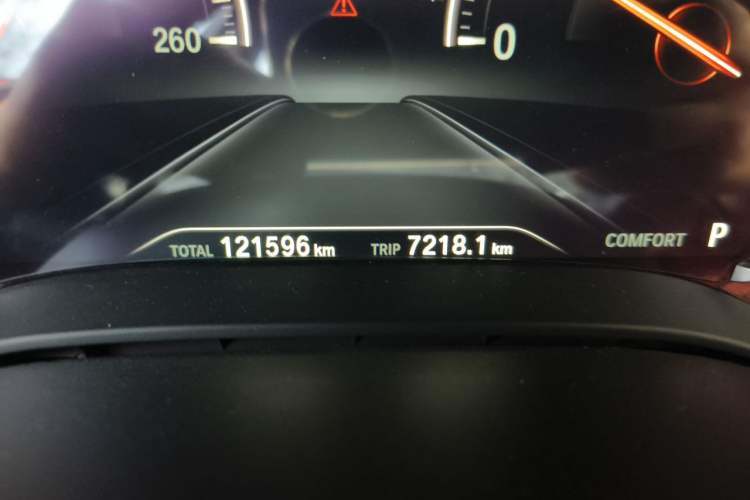 Used BMW 5 Series 2018 530Li Luxury Edition Premium Package Odometer Close Up