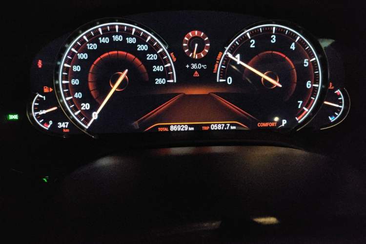 Used BMW 5 Series 2018 Revised Version 530Li Leading Edition Luxury Package Odometer Close Up