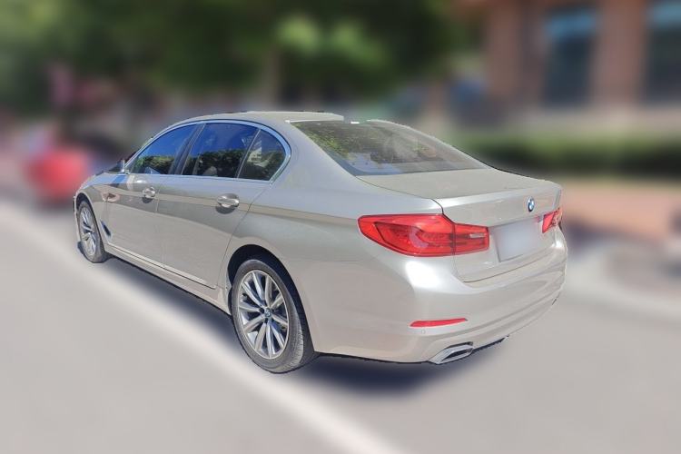 Used BMW 5 Series 2018 528Li Launch Special Edition Rear Left 45 Deg