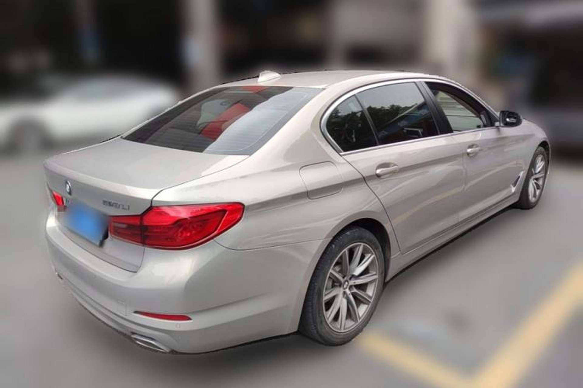 Used BMW 5 Series 2018 528Li Launch Special Edition Rear Right 45 Deg
