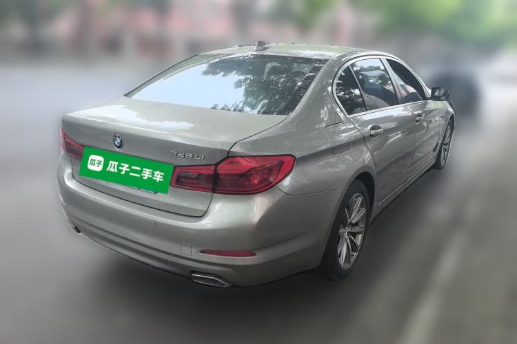 Used BMW 5 Series 2018 528Li Launch Special Edition Rear Right 45 Deg