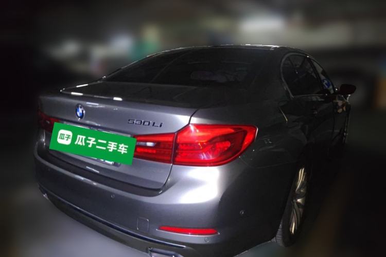 Used BMW 5 Series 2018 530Li Leading Edition Luxury Package Rear Right 45 Deg