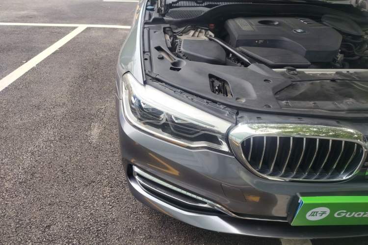 Used BMW 5 Series 2018 530Li Luxury Edition Premium Package Right Front Headlight