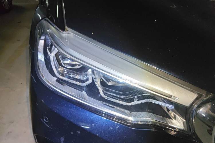 Used BMW 5 Series 2018 530Li Luxury Edition M Sport Package Right Front Headlight