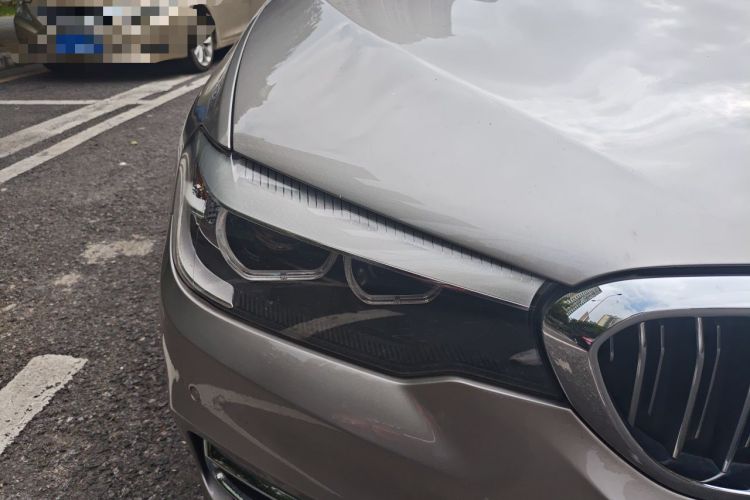 Used BMW 5 Series 2018 530Li Leading Edition Luxury Package Right Front Headlight