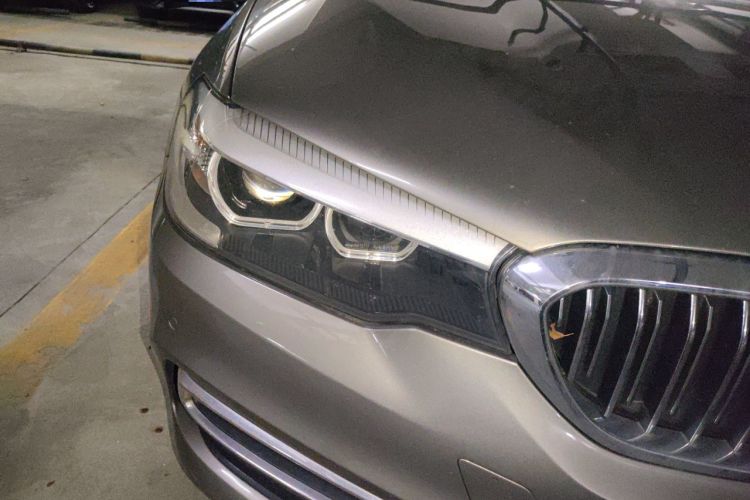 Used BMW 5 Series 2018 Revised Version 530Li Leading Edition Luxury Package Right Front Headlight