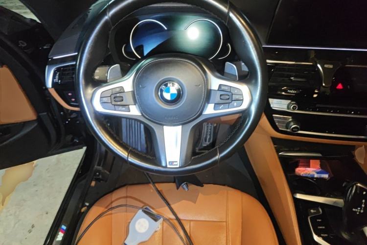 Used BMW 5 Series 2018 530Li Luxury Edition M Sport Package Steering Wheel