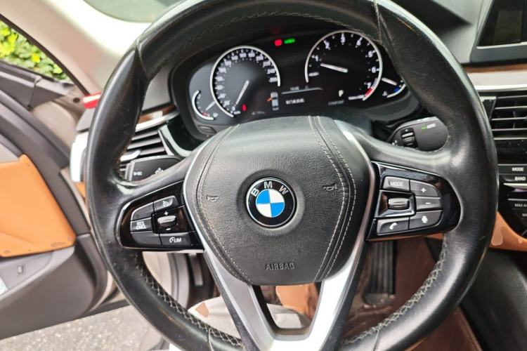 Used BMW 5 Series 2018 528Li Launch Special Edition Steering Wheel